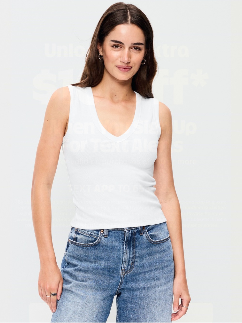 Old Navy Snug Crop V-Neck Ribbed Tank Top - Women's